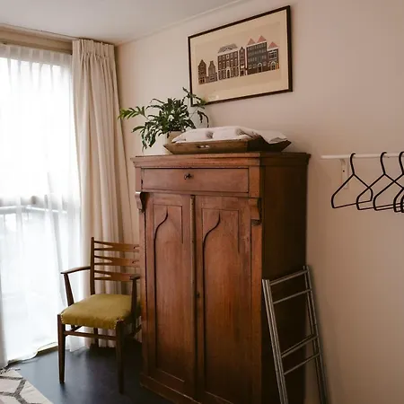 Bed & Breakfast Jeneverlogies Schiedam