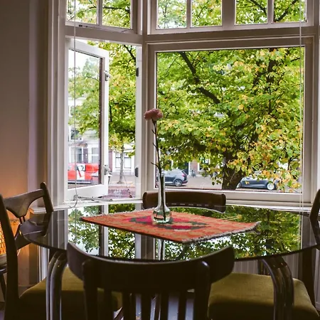 Jeneverlogies * Schiedam
