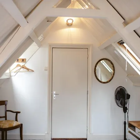 Bed & Breakfast Elderflour & Microbakery Schiedam